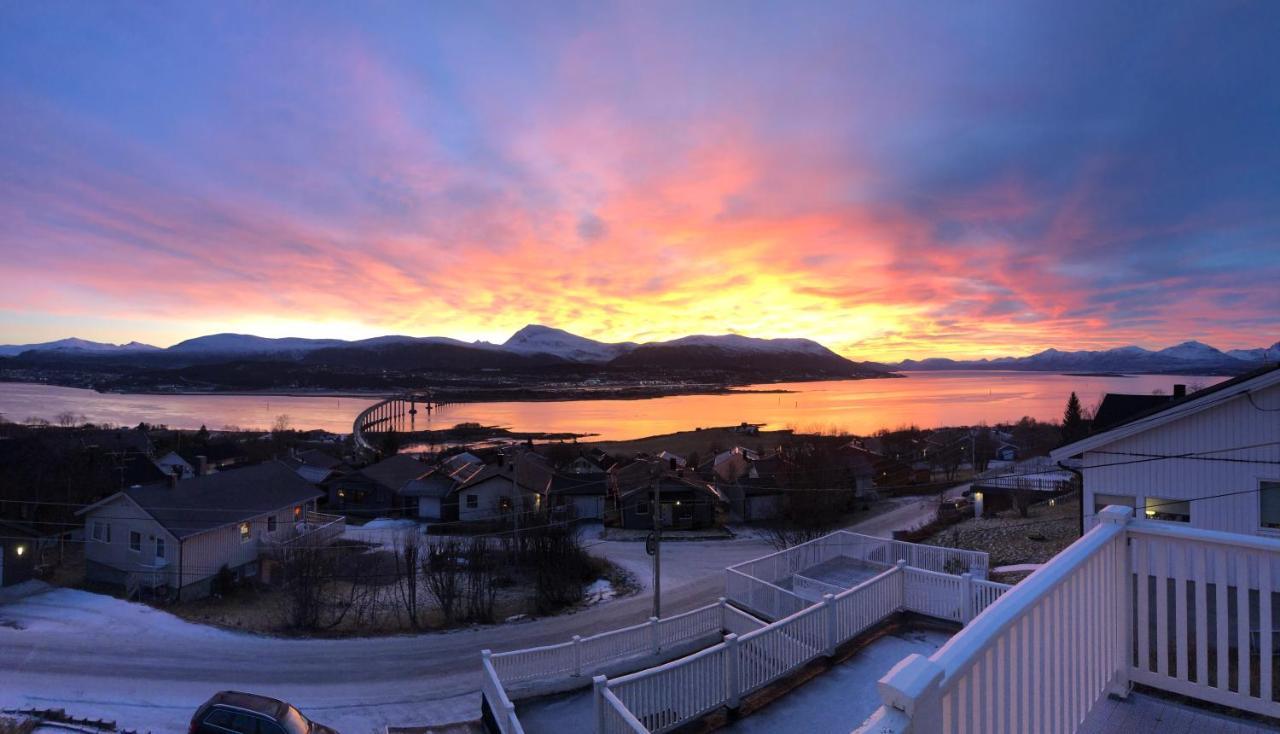 Moderne Og Trivelig Leilighet, Med Unik Utsikt Tromsø Exterior foto